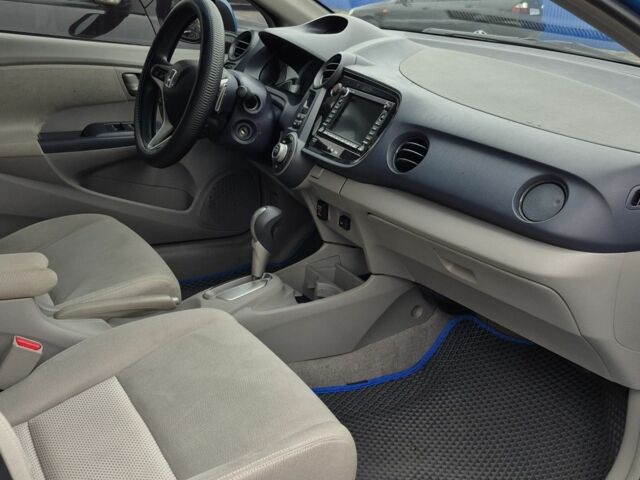 Синий Хонда Инсайт, объемом двигателя 1.3 л и пробегом 130 тыс. км за 6950 $, фото 13 на Automoto.ua