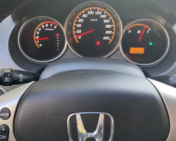 Белый Хонда Джаз, объемом двигателя 1.4 л и пробегом 133 тыс. км за 5700 $, фото 11 на Automoto.ua