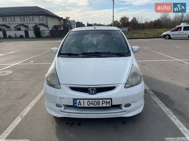 Белый Хонда Джаз, объемом двигателя 1.4 л и пробегом 183 тыс. км за 5800 $, фото 2 на Automoto.ua
