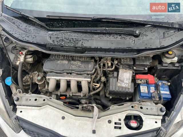 Хонда Джаз 2011 в Виннице на Automoto.ua Белый Хонда Джаз, объемом двигателя 1.34 л и пробегом 227 тыс. км за 7999 $, фото 21 на Automoto.ua