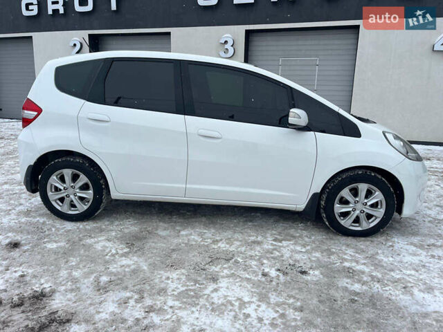 Белый Хонда Джаз, объемом двигателя 1.34 л и пробегом 230 тыс. км за 6850 $, фото 14 на Automoto.ua