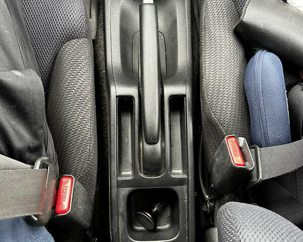 Белый Хонда Джаз, объемом двигателя 1.3 л и пробегом 110 тыс. км за 11300 $, фото 21 на Automoto.ua