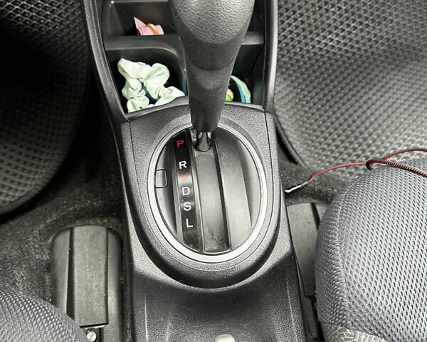 Белый Хонда Джаз, объемом двигателя 1.3 л и пробегом 110 тыс. км за 11300 $, фото 20 на Automoto.ua