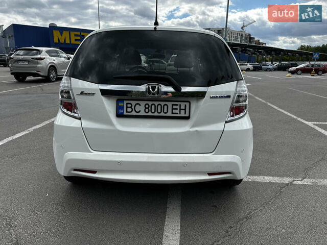 Белый Хонда Джаз, объемом двигателя 1.3 л и пробегом 110 тыс. км за 11300 $, фото 3 на Automoto.ua