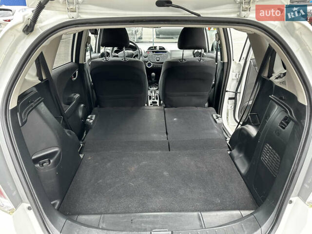 Белый Хонда Джаз, объемом двигателя 1.3 л и пробегом 110 тыс. км за 11300 $, фото 12 на Automoto.ua