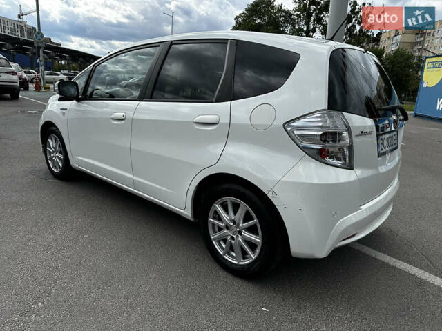 Белый Хонда Джаз, объемом двигателя 1.3 л и пробегом 110 тыс. км за 11300 $, фото 4 на Automoto.ua