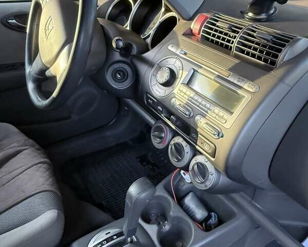 Бежевий Хонда Джаз, об'ємом двигуна 1.5 л та пробігом 219 тис. км за 6200 $, фото 13 на Automoto.ua