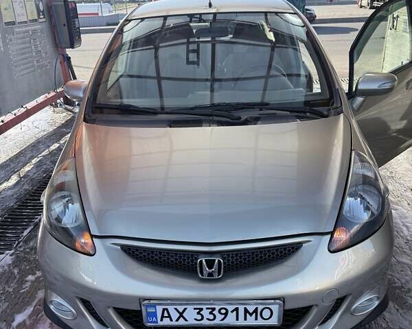 Бежевий Хонда Джаз, об'ємом двигуна 1.5 л та пробігом 219 тис. км за 6200 $, фото 3 на Automoto.ua