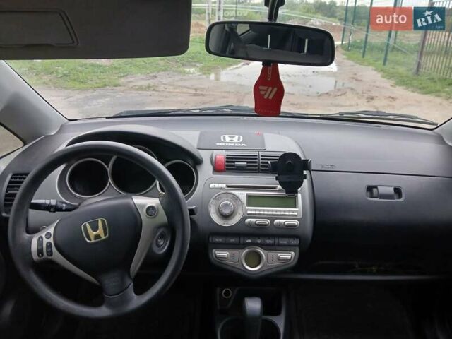 Черный Хонда Джаз, объемом двигателя 1.34 л и пробегом 170 тыс. км за 4900 $, фото 10 на Automoto.ua