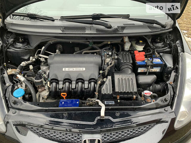 Чорний Хонда Джаз, об'ємом двигуна 1.4 л та пробігом 141 тис. км за 5150 $, фото 23 на Automoto.ua