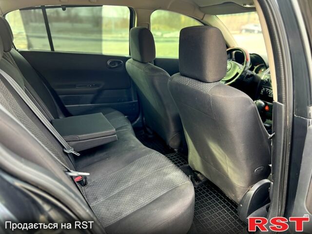 Черный Хонда Джаз, объемом двигателя 14 л и пробегом 222 тыс. км за 4699 $, фото 7 на Automoto.ua