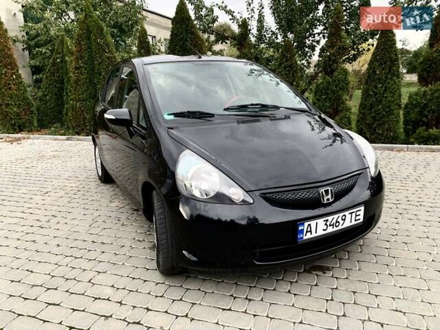 Черный Хонда Джаз, объемом двигателя 1.4 л и пробегом 177 тыс. км за 6300 $, фото 46 на Automoto.ua