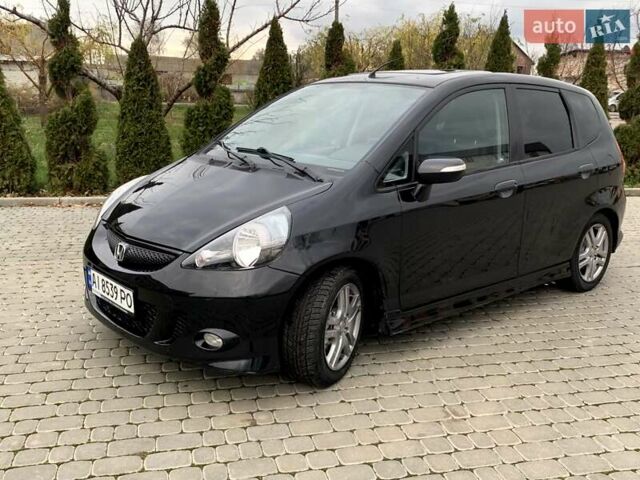 Черный Хонда Джаз, объемом двигателя 1.4 л и пробегом 250 тыс. км за 4999 $, фото 1 на Automoto.ua