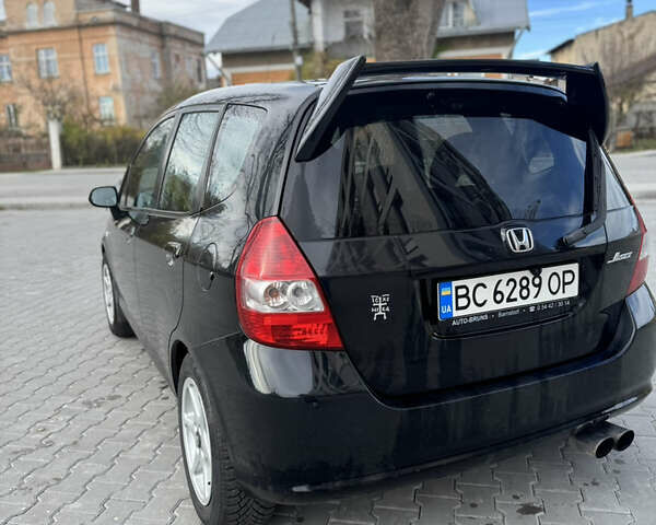 Хонда Джаз 2007 в Самборе на Automoto.ua Черный Хонда Джаз, объемом двигателя 1.2 л и пробегом 325 тыс. км за 3600 $, фото 2 на Automoto.ua