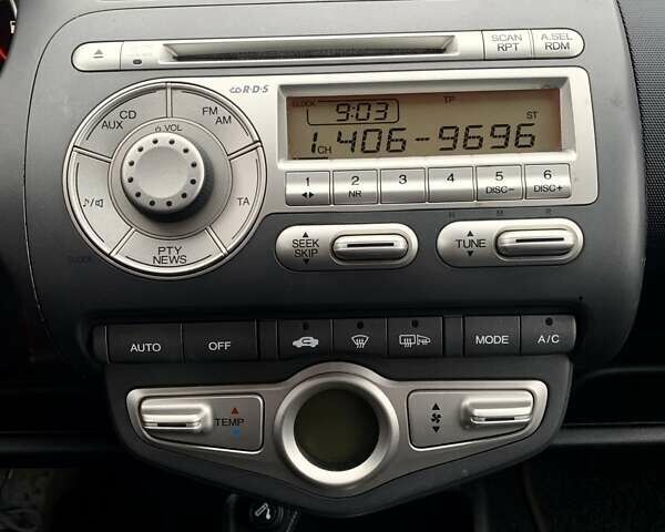 Чорний Хонда Джаз, об'ємом двигуна 1.3 л та пробігом 177 тис. км за 5750 $, фото 37 на Automoto.ua