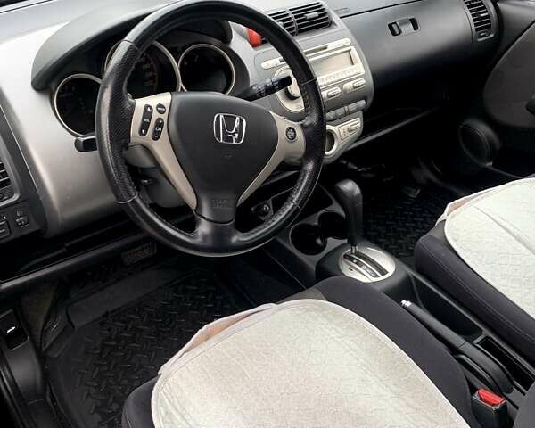 Черный Хонда Джаз, объемом двигателя 1.4 л и пробегом 250 тыс. км за 4999 $, фото 39 на Automoto.ua