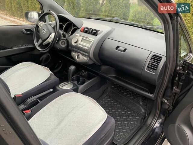 Черный Хонда Джаз, объемом двигателя 1.4 л и пробегом 250 тыс. км за 4999 $, фото 37 на Automoto.ua