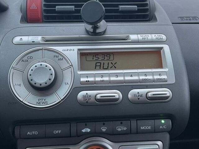 Чорний Хонда Джаз, об'ємом двигуна 1.3 л та пробігом 251 тис. км за 4200 $, фото 12 на Automoto.ua