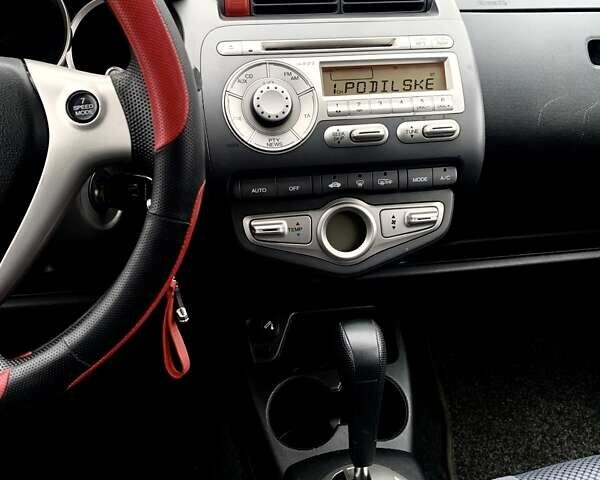 Чорний Хонда Джаз, об'ємом двигуна 1.3 л та пробігом 177 тис. км за 5750 $, фото 43 на Automoto.ua