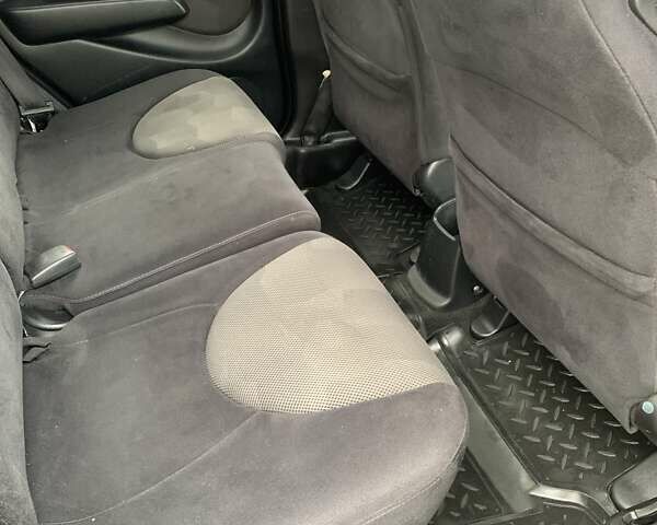 Черный Хонда Джаз, объемом двигателя 1.4 л и пробегом 250 тыс. км за 4999 $, фото 56 на Automoto.ua