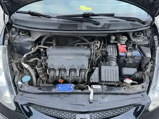 Чорний Хонда Джаз, об'ємом двигуна 1.3 л та пробігом 251 тис. км за 4200 $, фото 14 на Automoto.ua