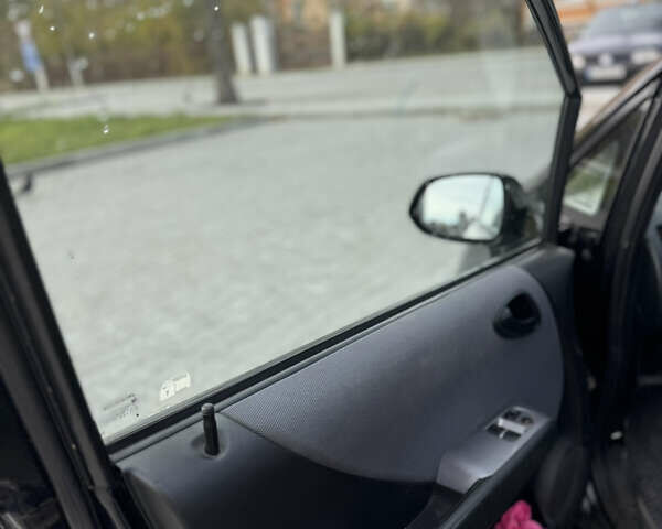 Хонда Джаз 2007 в Самборе на Automoto.ua Черный Хонда Джаз, объемом двигателя 1.2 л и пробегом 325 тыс. км за 3600 $, фото 14 на Automoto.ua