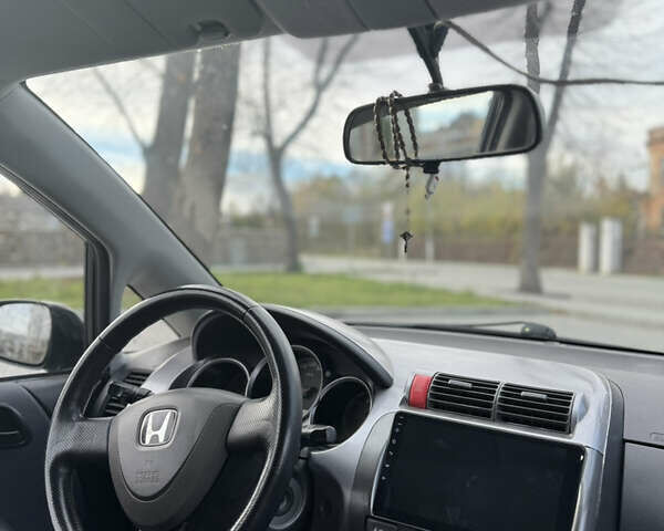 Хонда Джаз 2007 в Самборе на Automoto.ua Черный Хонда Джаз, объемом двигателя 1.2 л и пробегом 325 тыс. км за 3600 $, фото 19 на Automoto.ua