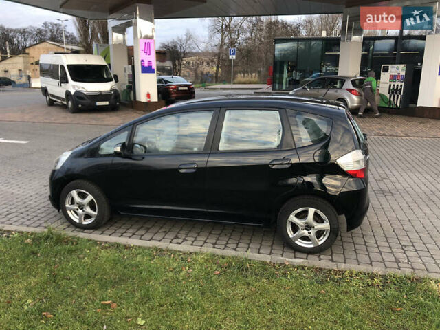 Черный Хонда Джаз, объемом двигателя 1.34 л и пробегом 250 тыс. км за 5600 $, фото 8 на Automoto.ua