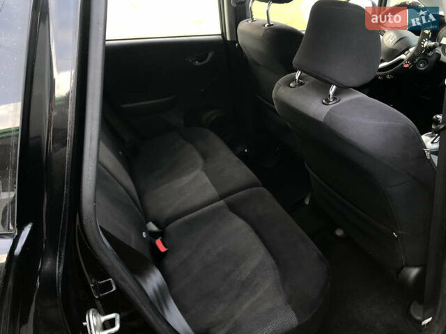 Черный Хонда Джаз, объемом двигателя 1.34 л и пробегом 250 тыс. км за 5600 $, фото 12 на Automoto.ua