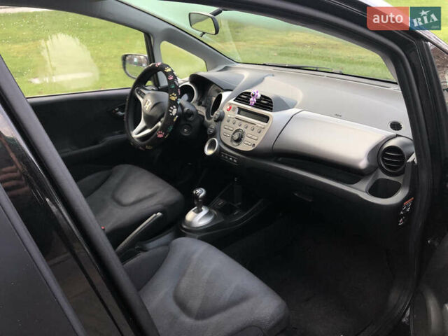 Черный Хонда Джаз, объемом двигателя 1.34 л и пробегом 250 тыс. км за 5600 $, фото 11 на Automoto.ua