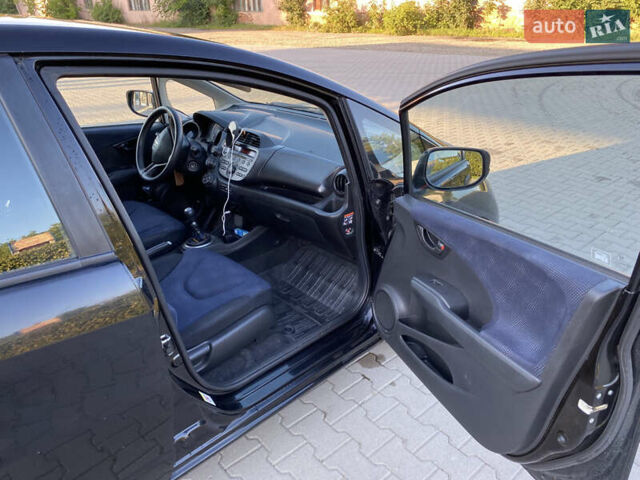 Черный Хонда Джаз, объемом двигателя 1.2 л и пробегом 197 тыс. км за 6800 $, фото 13 на Automoto.ua