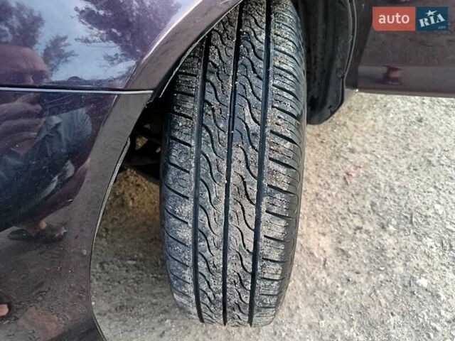 Фиолетовый Хонда Джаз, объемом двигателя 1.34 л и пробегом 264 тыс. км за 4700 $, фото 8 на Automoto.ua