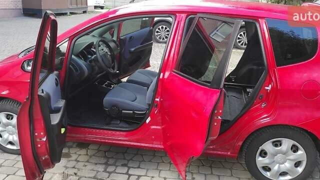 Красный Хонда Джаз, объемом двигателя 1.2 л и пробегом 139 тыс. км за 5150 $, фото 12 на Automoto.ua