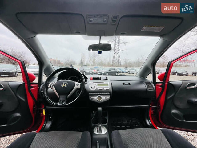 Красный Хонда Джаз, объемом двигателя 1.3 л и пробегом 117 тыс. км за 6500 $, фото 13 на Automoto.ua