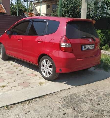 Хонда Джаз 2007 в Никополе на Automoto.ua Красный Хонда Джаз, объемом двигателя 1.34 л и пробегом 128 тыс. км за 5650 $, фото 8 на Automoto.ua
