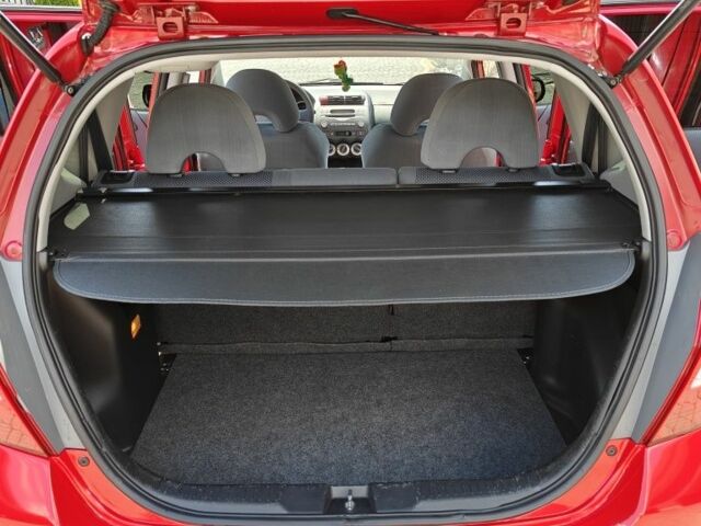 Красный Хонда Джаз, объемом двигателя 1.2 л и пробегом 184 тыс. км за 5000 $, фото 18 на Automoto.ua