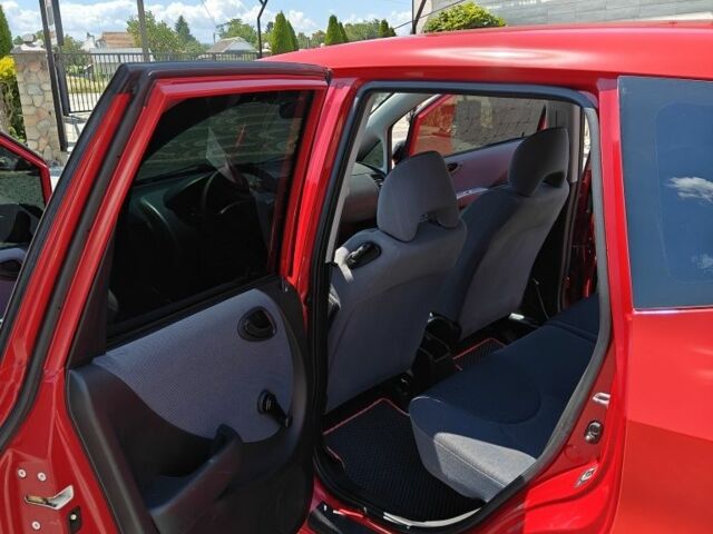 Красный Хонда Джаз, объемом двигателя 1.2 л и пробегом 184 тыс. км за 5000 $, фото 13 на Automoto.ua