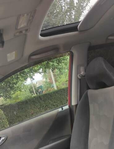 Хонда Джаз 2007 в Никополе на Automoto.ua Красный Хонда Джаз, объемом двигателя 1.34 л и пробегом 128 тыс. км за 5650 $, фото 15 на Automoto.ua