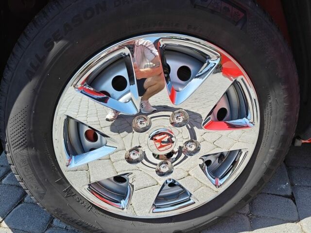 Красный Хонда Джаз, объемом двигателя 1.2 л и пробегом 184 тыс. км за 5000 $, фото 19 на Automoto.ua