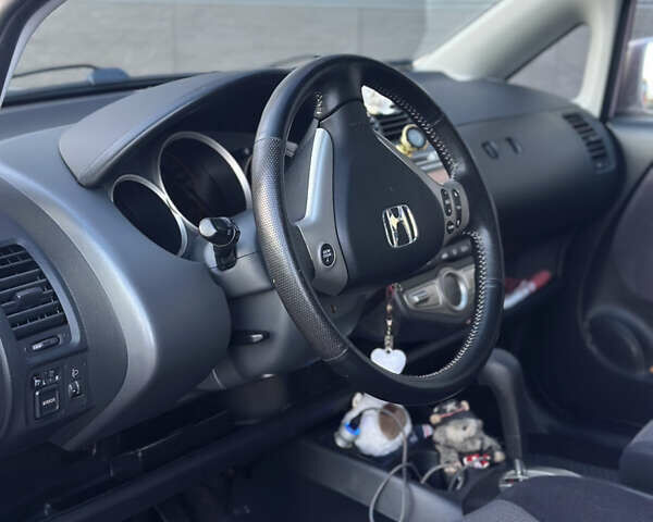 Красный Хонда Джаз, объемом двигателя 1.34 л и пробегом 90 тыс. км за 7300 $, фото 7 на Automoto.ua