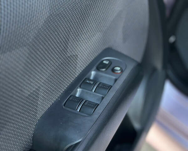 Красный Хонда Джаз, объемом двигателя 1.34 л и пробегом 90 тыс. км за 7300 $, фото 11 на Automoto.ua