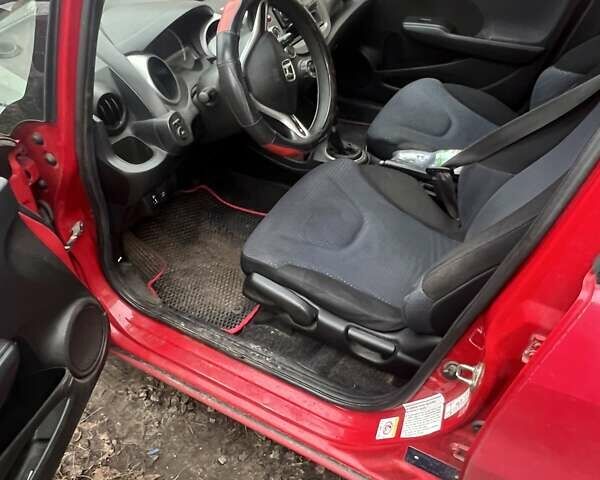 Красный Хонда Джаз, объемом двигателя 1.2 л и пробегом 218 тыс. км за 4500 $, фото 7 на Automoto.ua