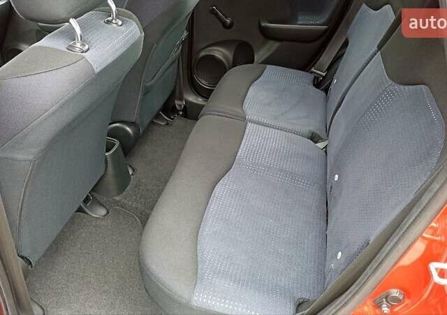 Красный Хонда Джаз, объемом двигателя 1.2 л и пробегом 146 тыс. км за 6800 $, фото 8 на Automoto.ua