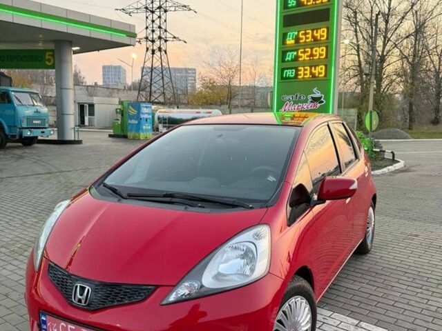 Червоний Хонда Джаз, об'ємом двигуна 0 л та пробігом 190 тис. км за 7999 $, фото 1 на Automoto.ua