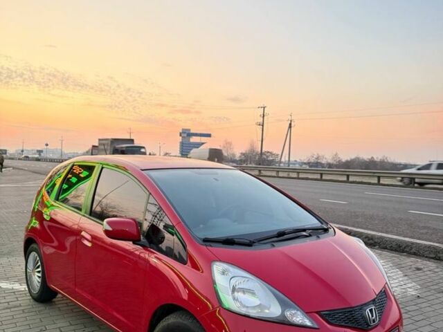 Червоний Хонда Джаз, об'ємом двигуна 0 л та пробігом 190 тис. км за 7999 $, фото 3 на Automoto.ua