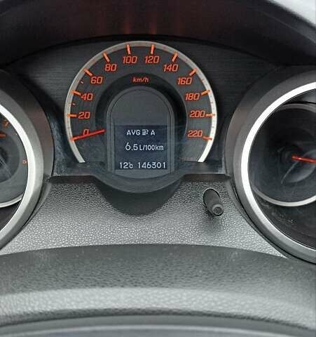 Красный Хонда Джаз, объемом двигателя 1.2 л и пробегом 146 тыс. км за 6800 $, фото 11 на Automoto.ua