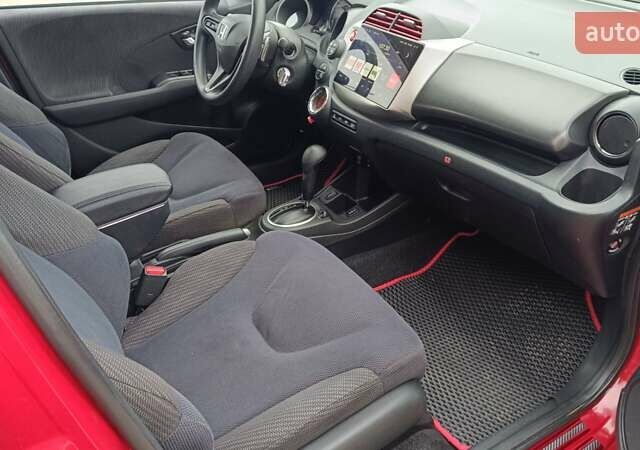 Красный Хонда Джаз, объемом двигателя 1.3 л и пробегом 154 тыс. км за 7300 $, фото 12 на Automoto.ua