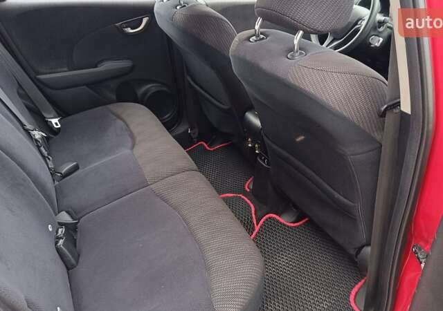 Красный Хонда Джаз, объемом двигателя 1.3 л и пробегом 154 тыс. км за 7300 $, фото 17 на Automoto.ua