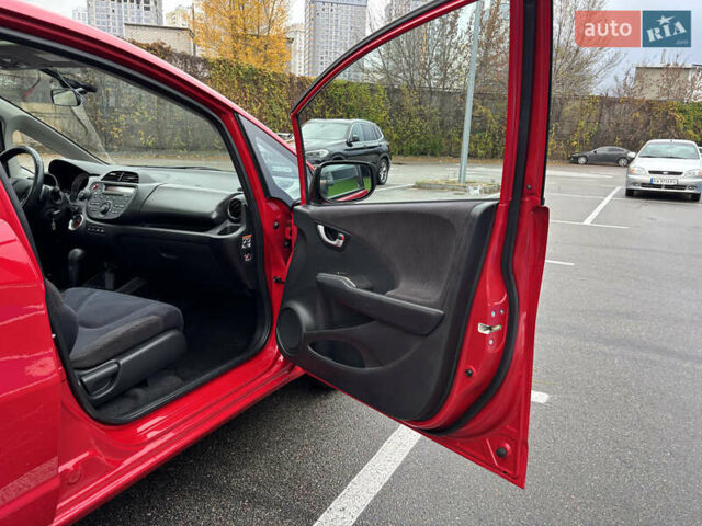 Красный Хонда Джаз, объемом двигателя 1.34 л и пробегом 107 тыс. км за 9500 $, фото 8 на Automoto.ua