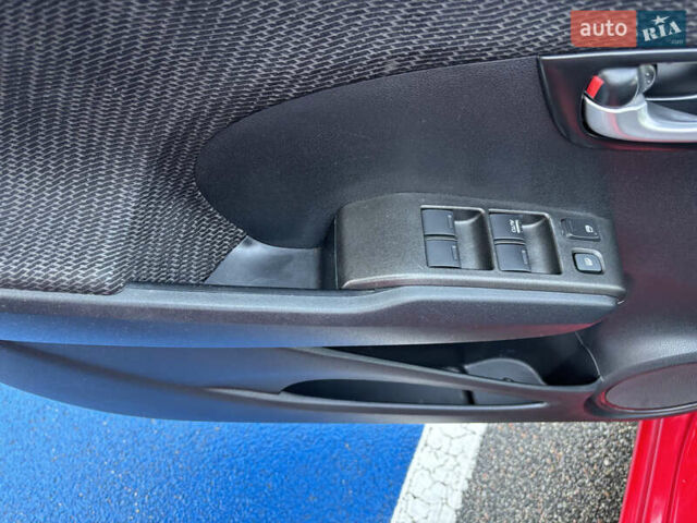 Красный Хонда Джаз, объемом двигателя 1.34 л и пробегом 107 тыс. км за 9500 $, фото 28 на Automoto.ua